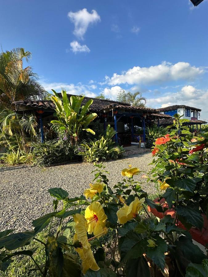 El Percal Hacienda Hotel Montenegro Eksteriør bilde