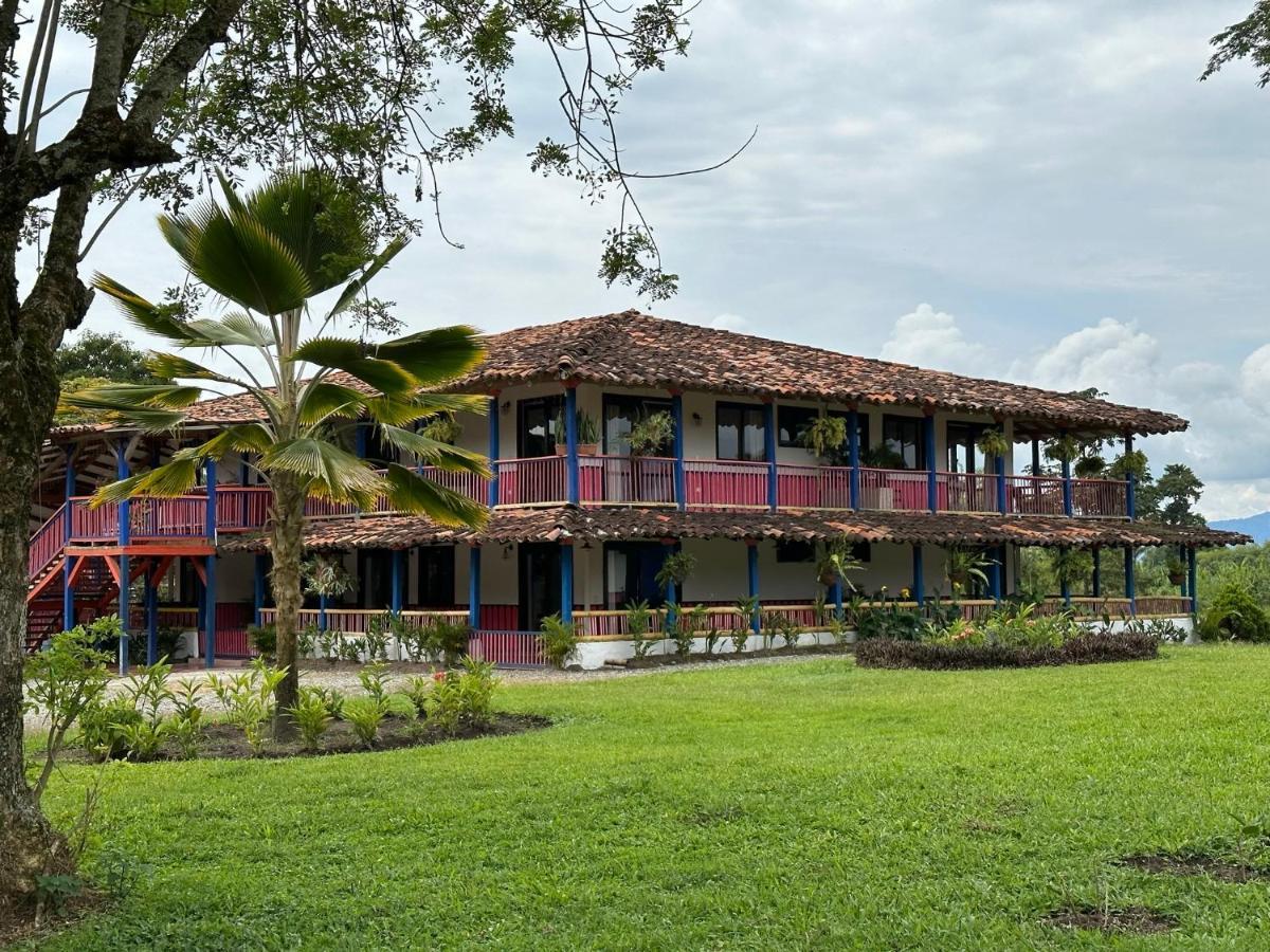 El Percal Hacienda Hotel Montenegro Eksteriør bilde
