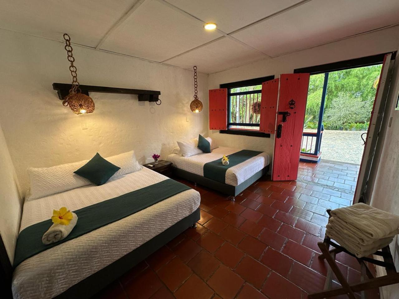El Percal Hacienda Hotel Montenegro Eksteriør bilde